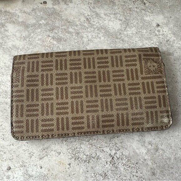 Anne Klein Clutch Walker Brown Patterned Wallet - Picture 4 of 7